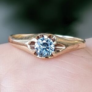 Antique 10K Gold Blue Topaz Solitaire Ring